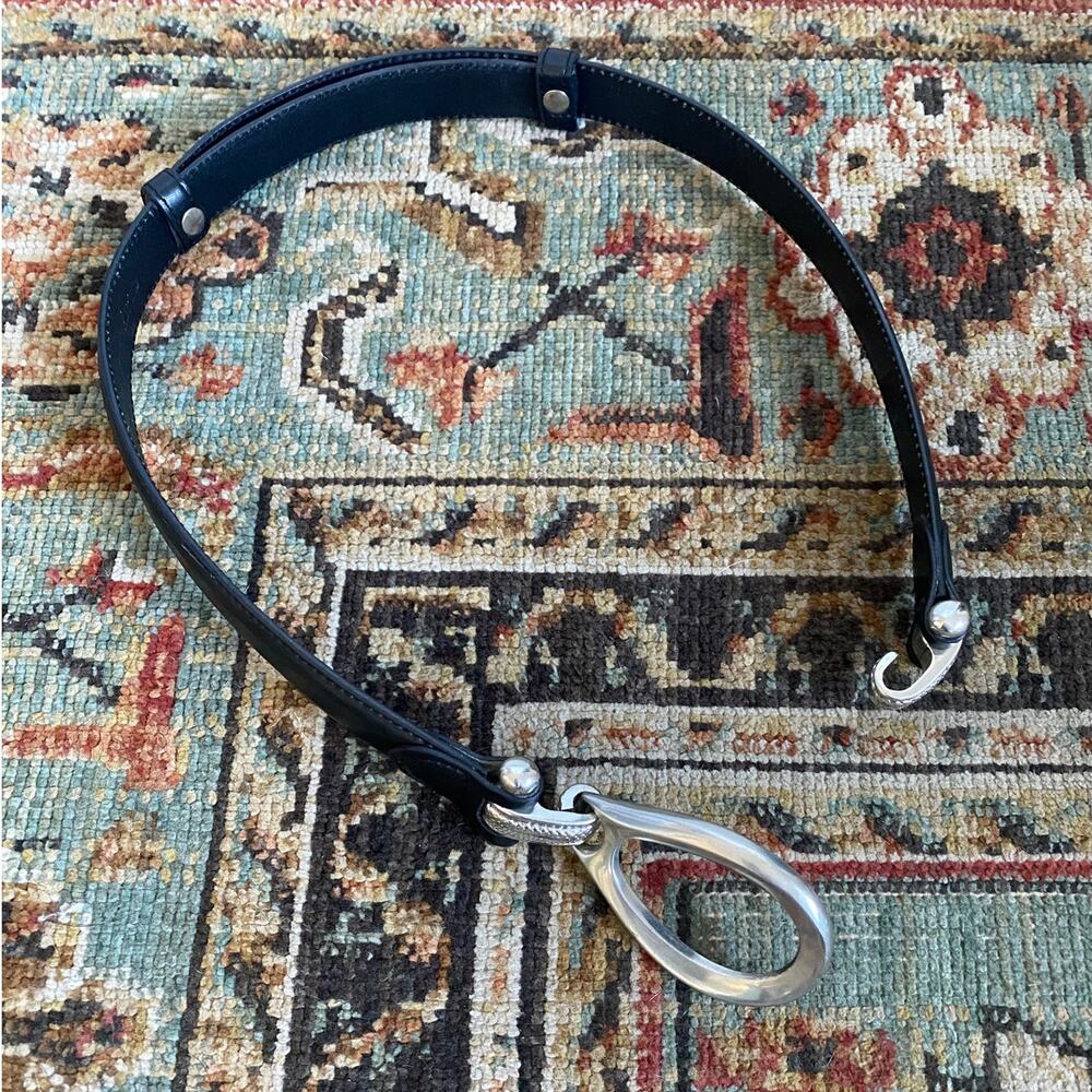 adjustable hook and loop belt - image 4
